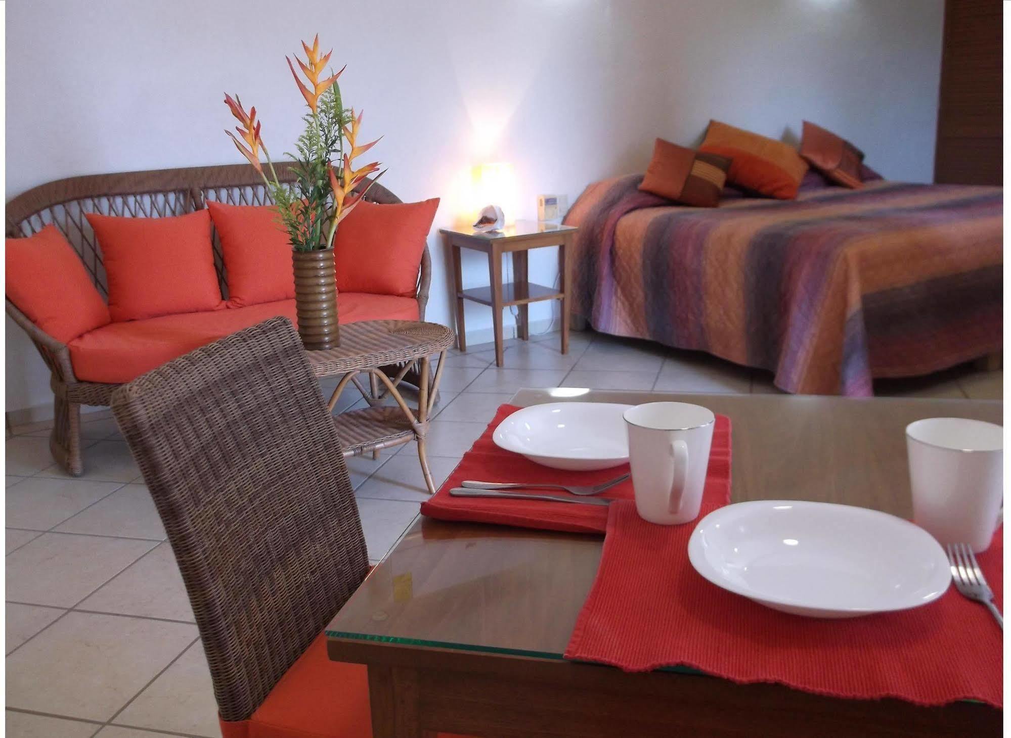 Casa Misifus Hotel Barra de Navidad Luaran gambar